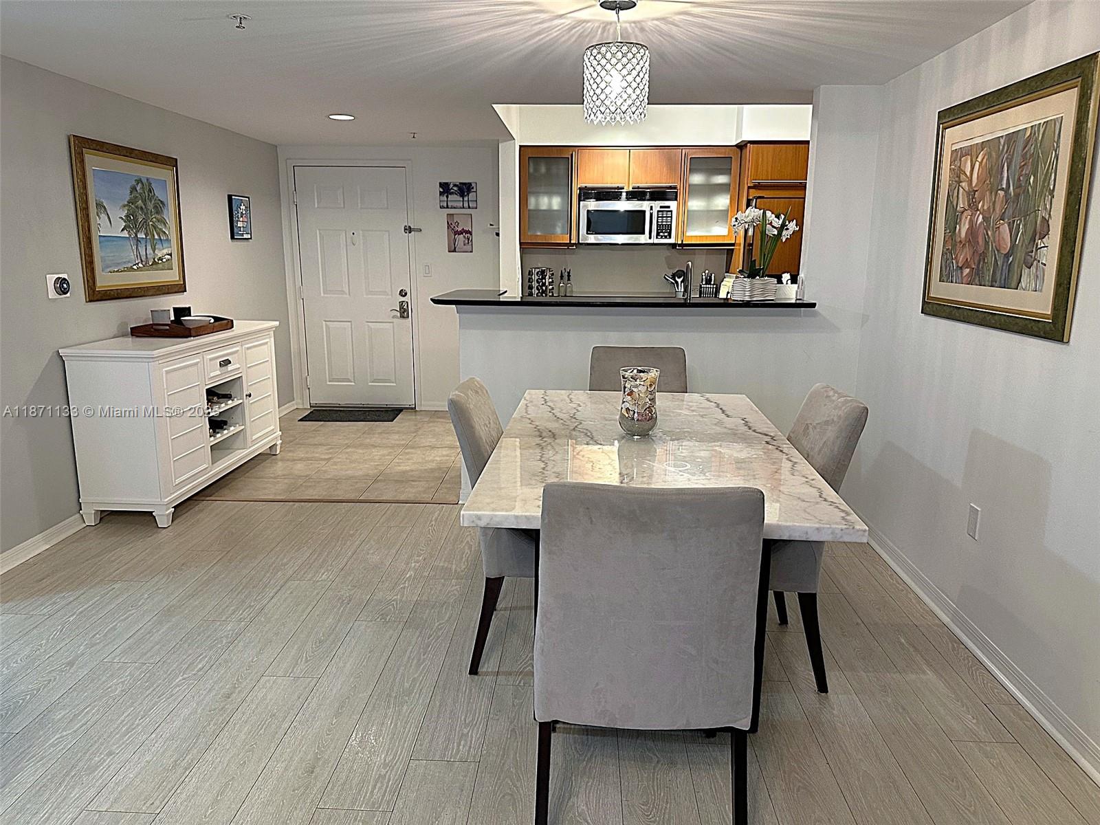 image 2080 Ocean Drive3