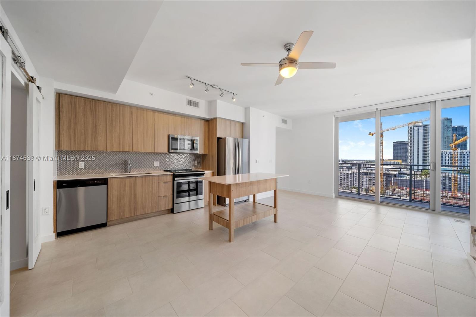 2150 N Bayshore Dr #0503