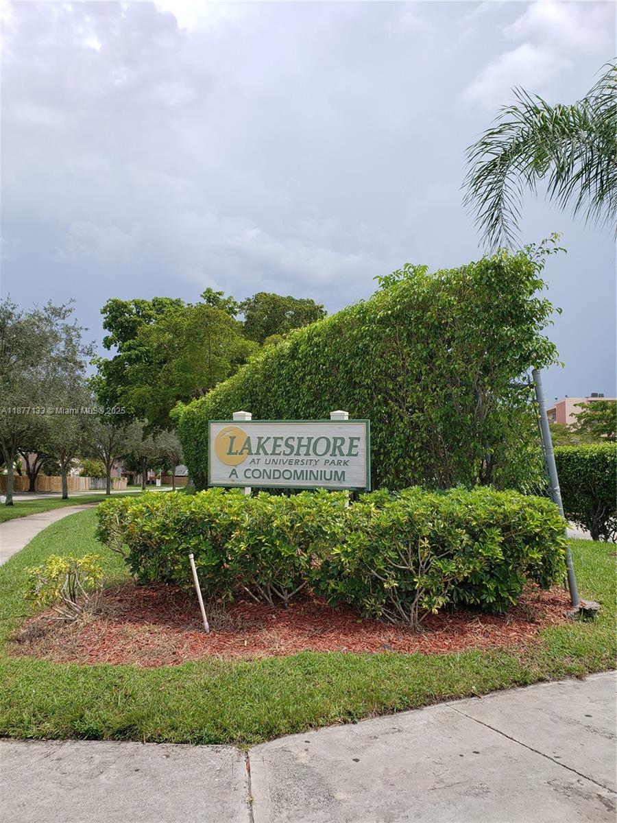 8540 N Sherman Cir #204