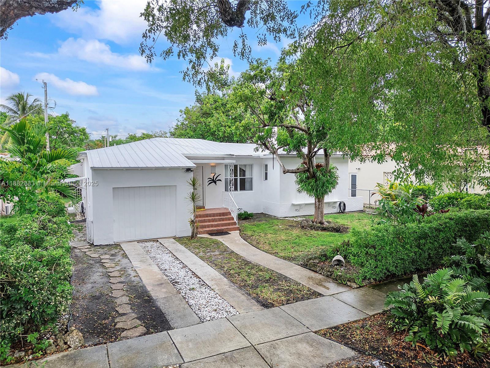2121 SW 20th