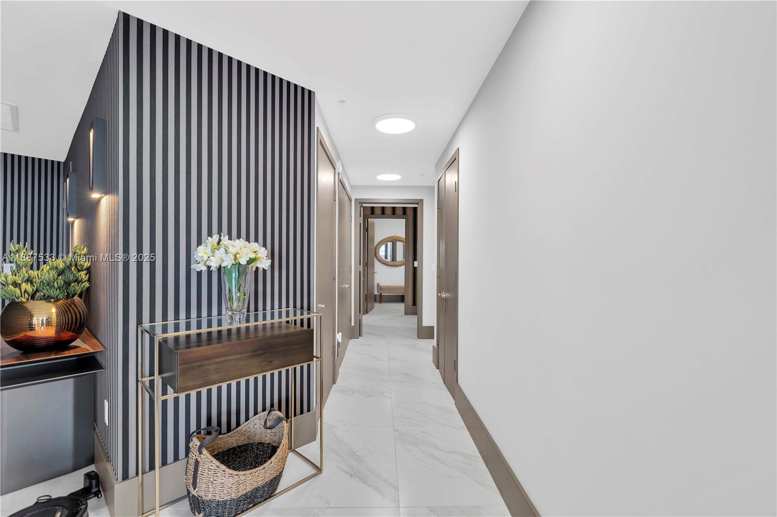 17111 Biscayne Blvd #1709 North Miami Beach, FL 33160