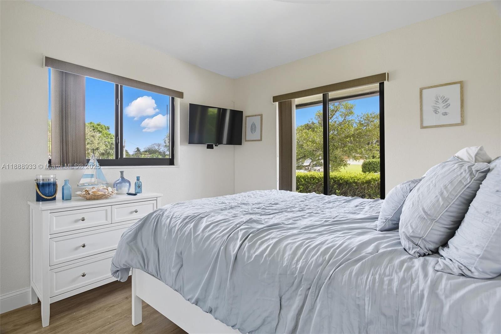 11521 NW 23rd St Plantation, FL 33323