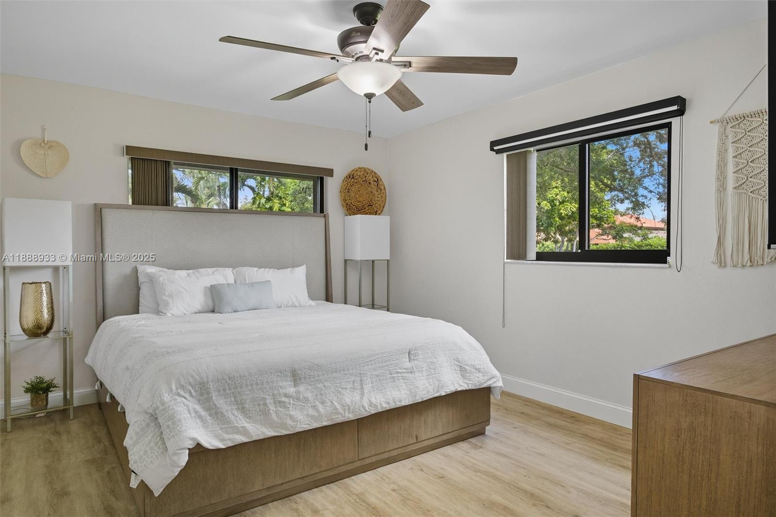 11521 NW 23rd St Plantation, FL 33323