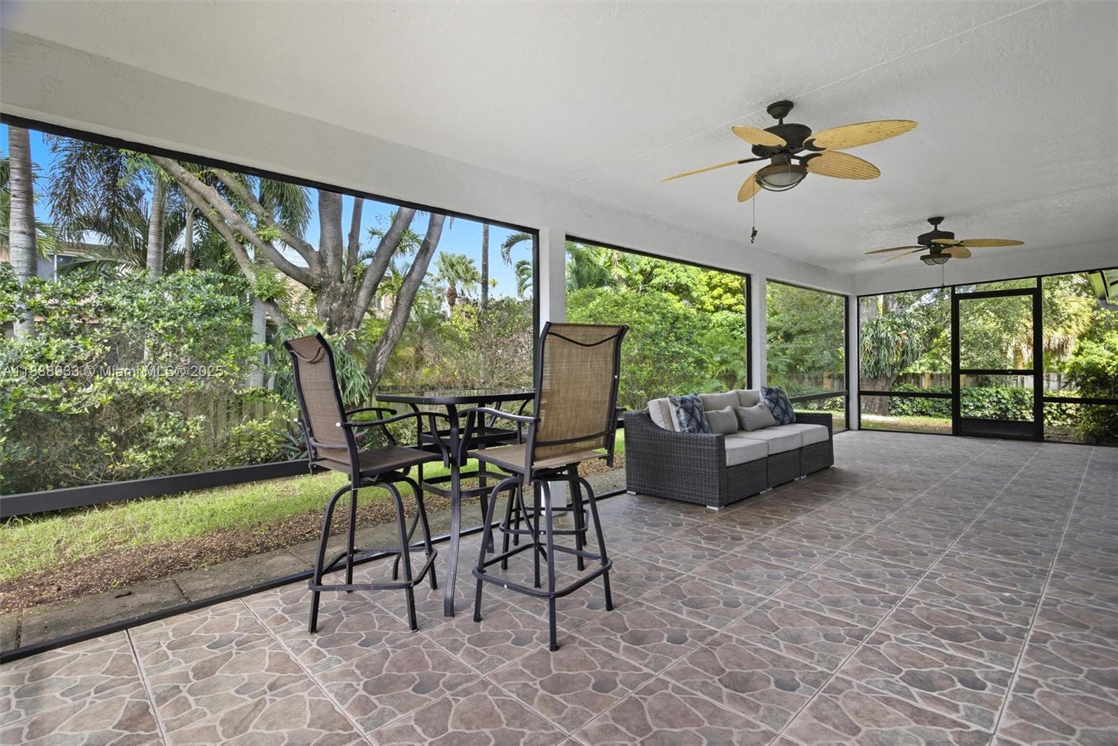 11521 NW 23rd St Plantation, FL 33323