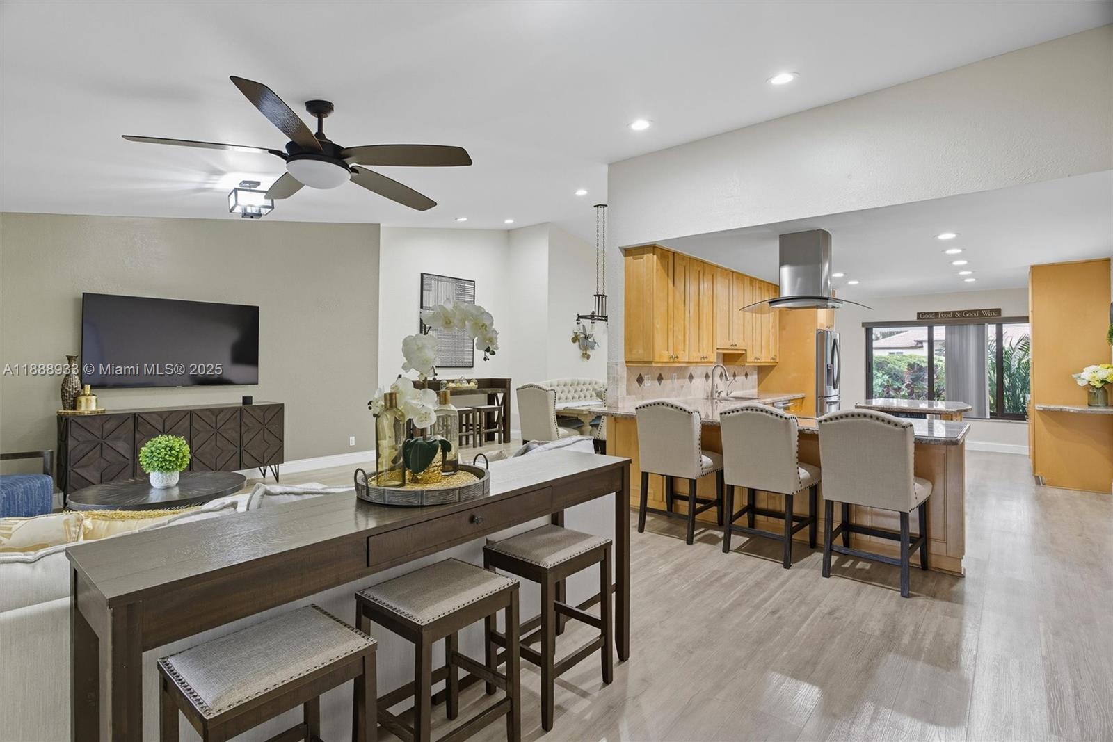 11521 NW 23rd St Plantation, FL 33323