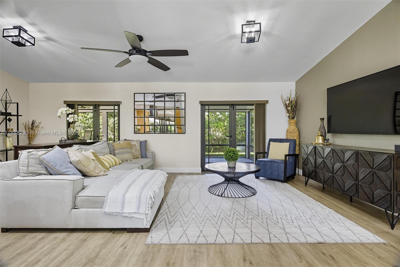 11521 NW 23rd St Plantation, FL 33323