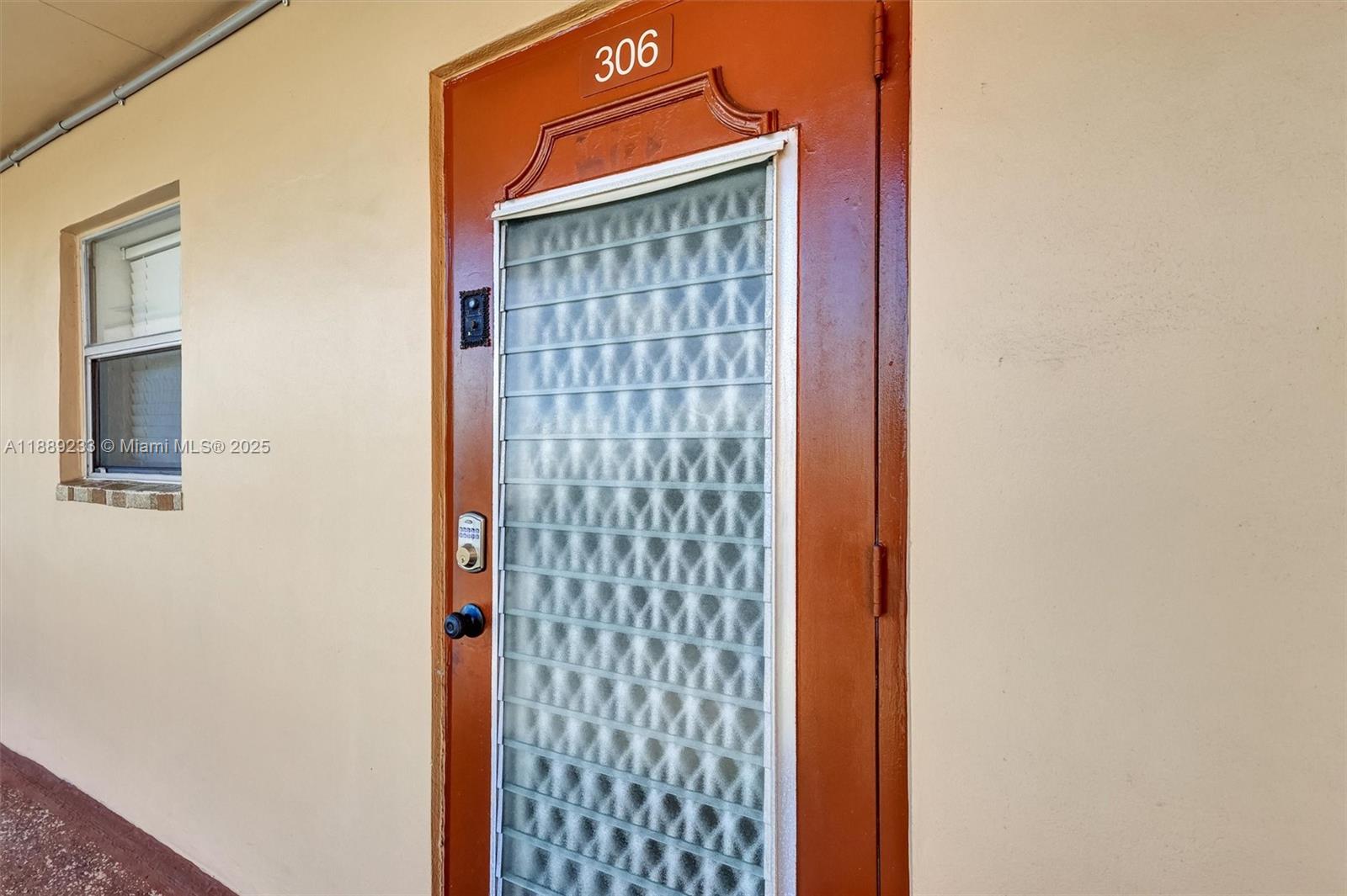 9010 Sunrise Lks Blvd #306