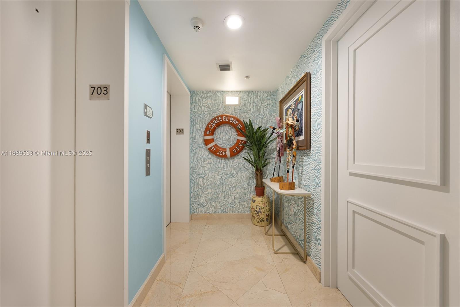 1000 S Pointe Dr #703 Miami Beach, FL 33139