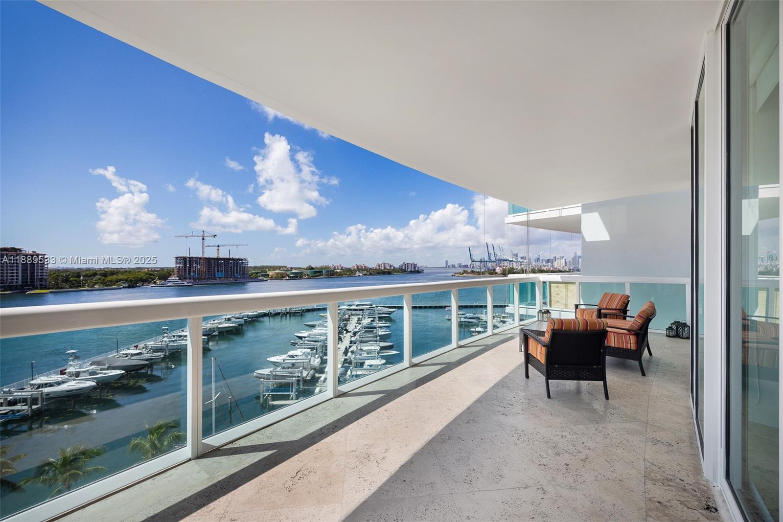 1000 S Pointe Dr #703 Miami Beach, FL 33139