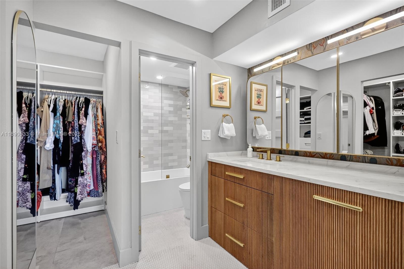 image Arlen House East20