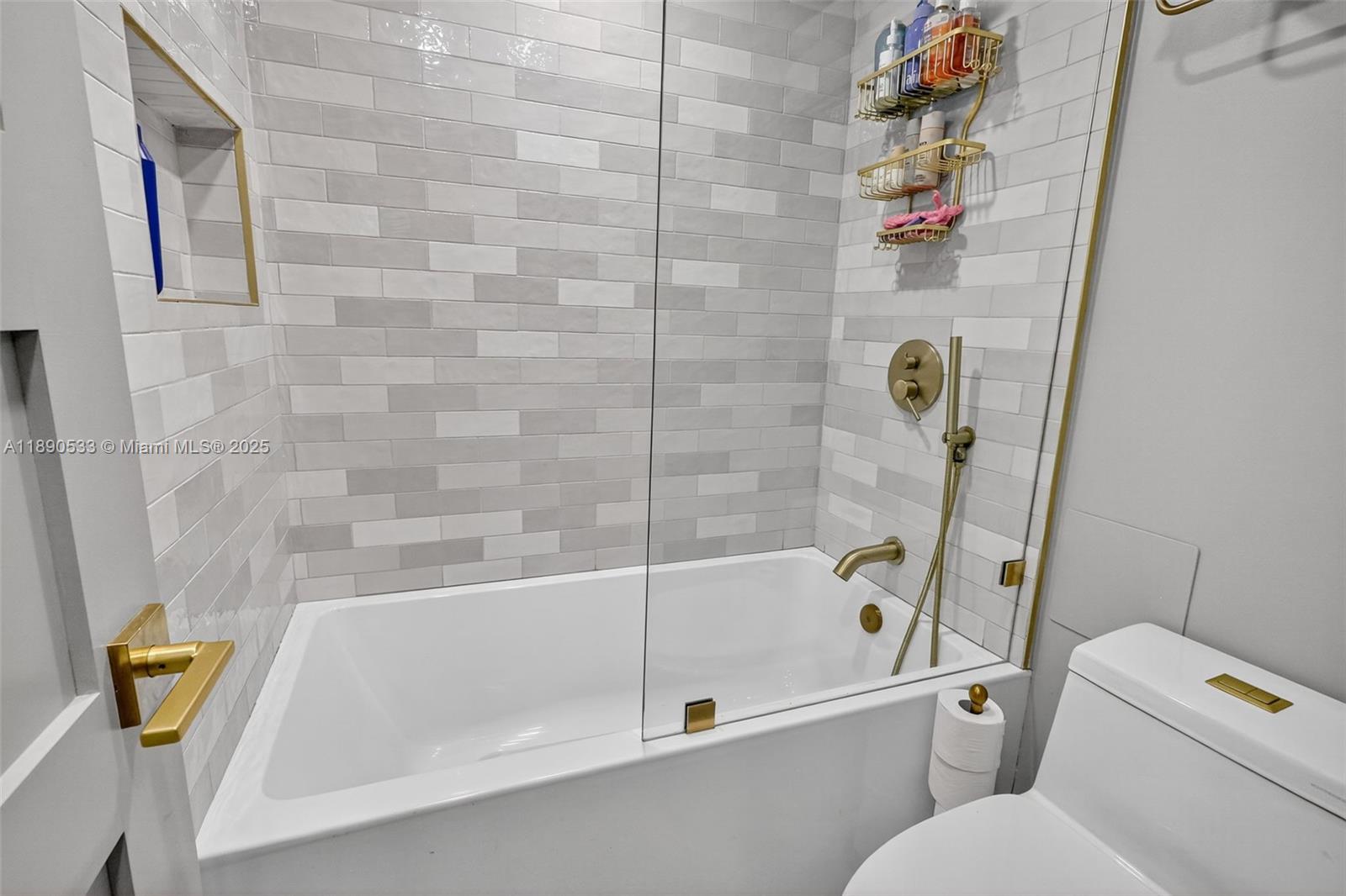 image Arlen House East22