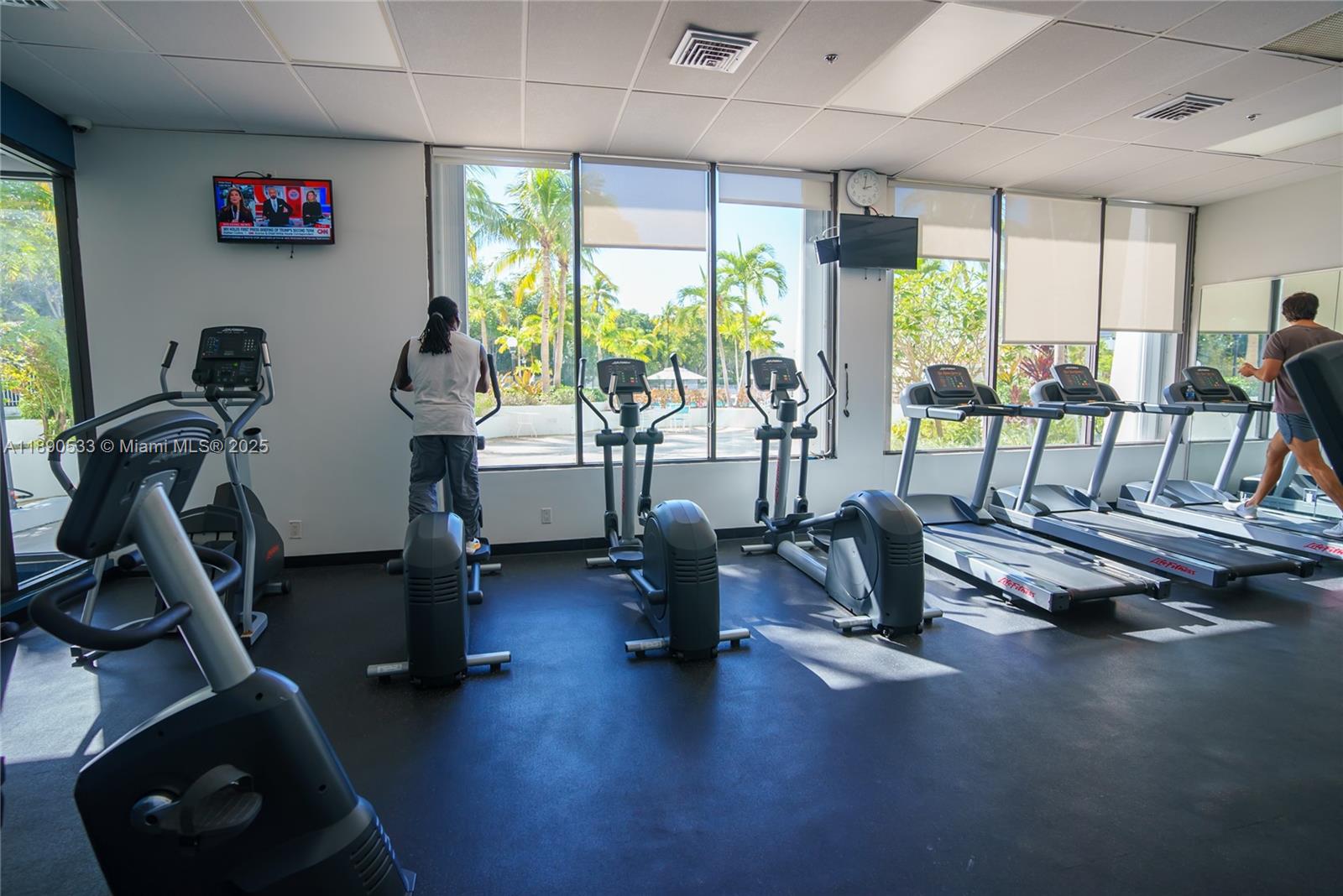 image Arlen House East42