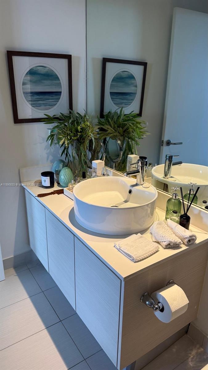 4250 Biscayne Blvd #602 Miami, FL 33137