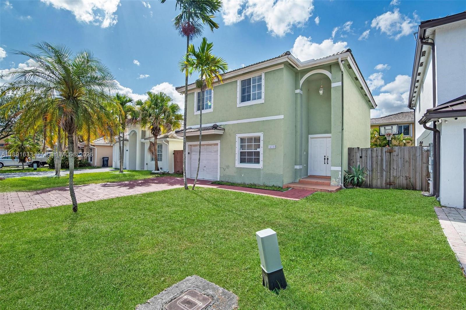 16122 SW 104th Ter