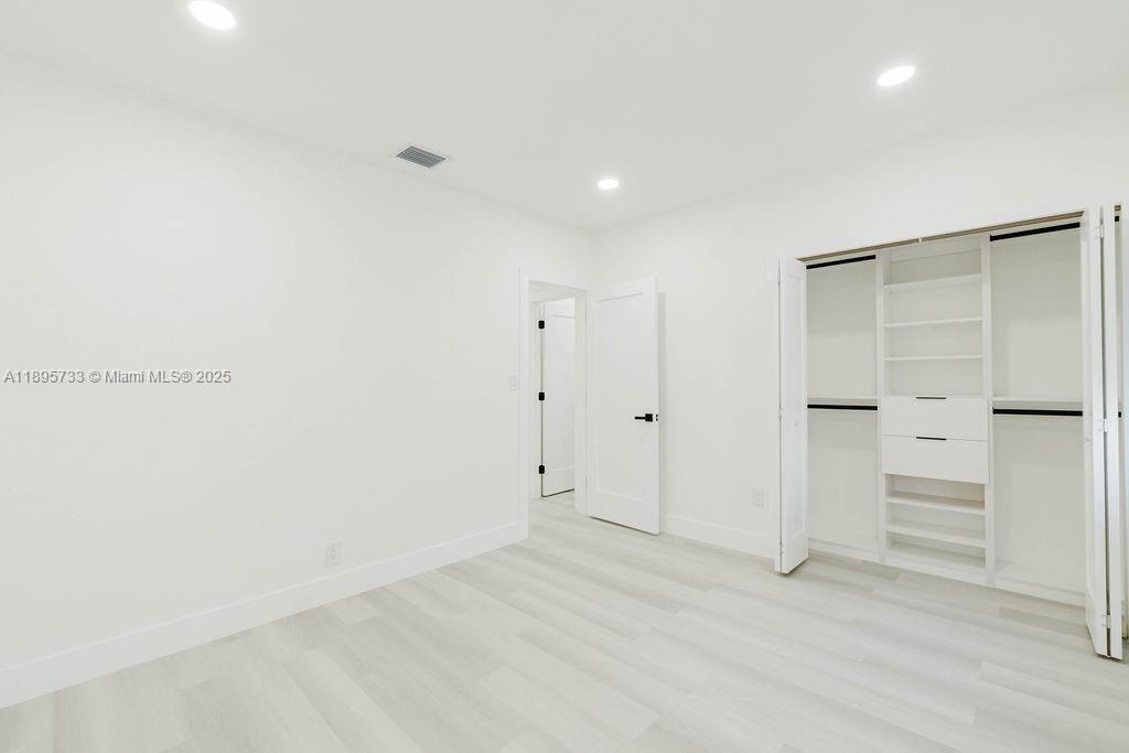 2101 SW 16th Ter Miami, FL 33145