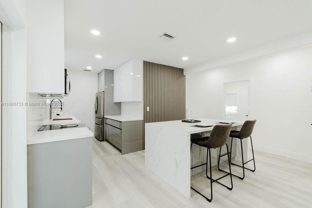 2101 SW 16th Ter Miami, FL 33145