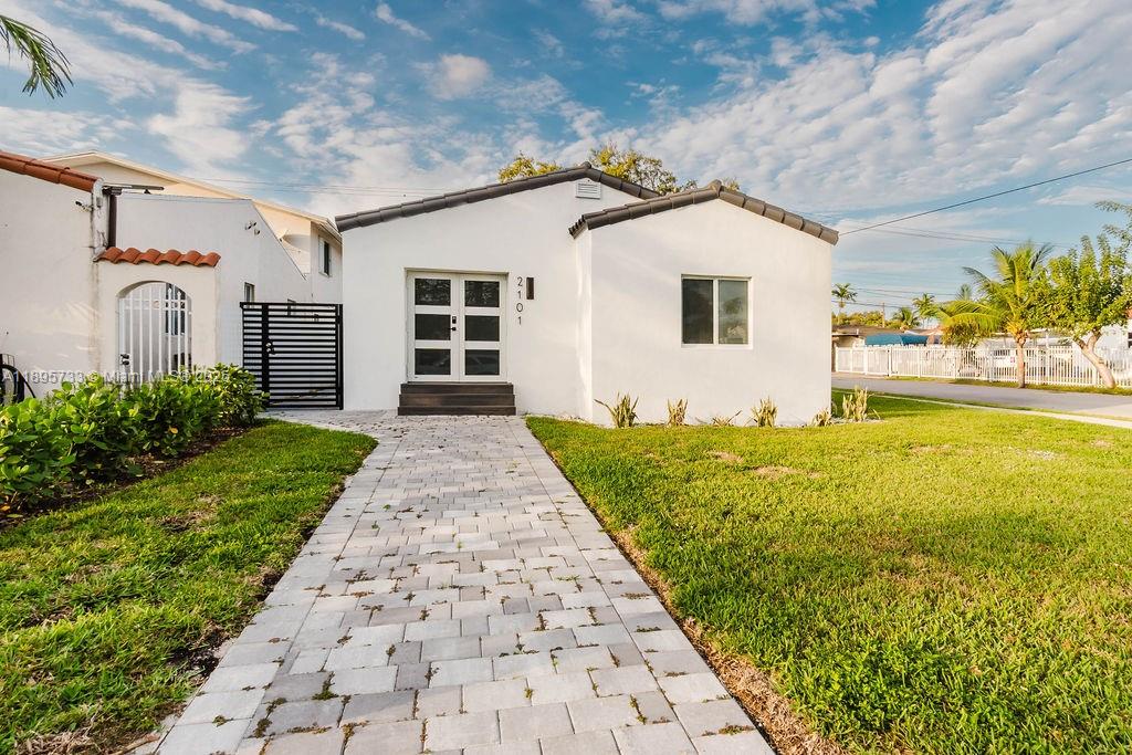 2101 SW 16th Ter Miami, FL 33145