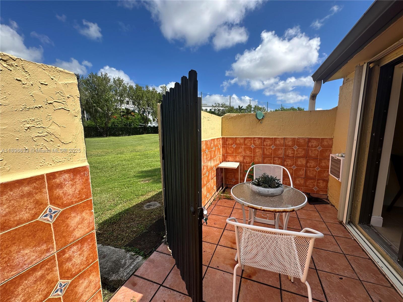 3730 NW Alcantara Ave #69-F Doral, FL 33178