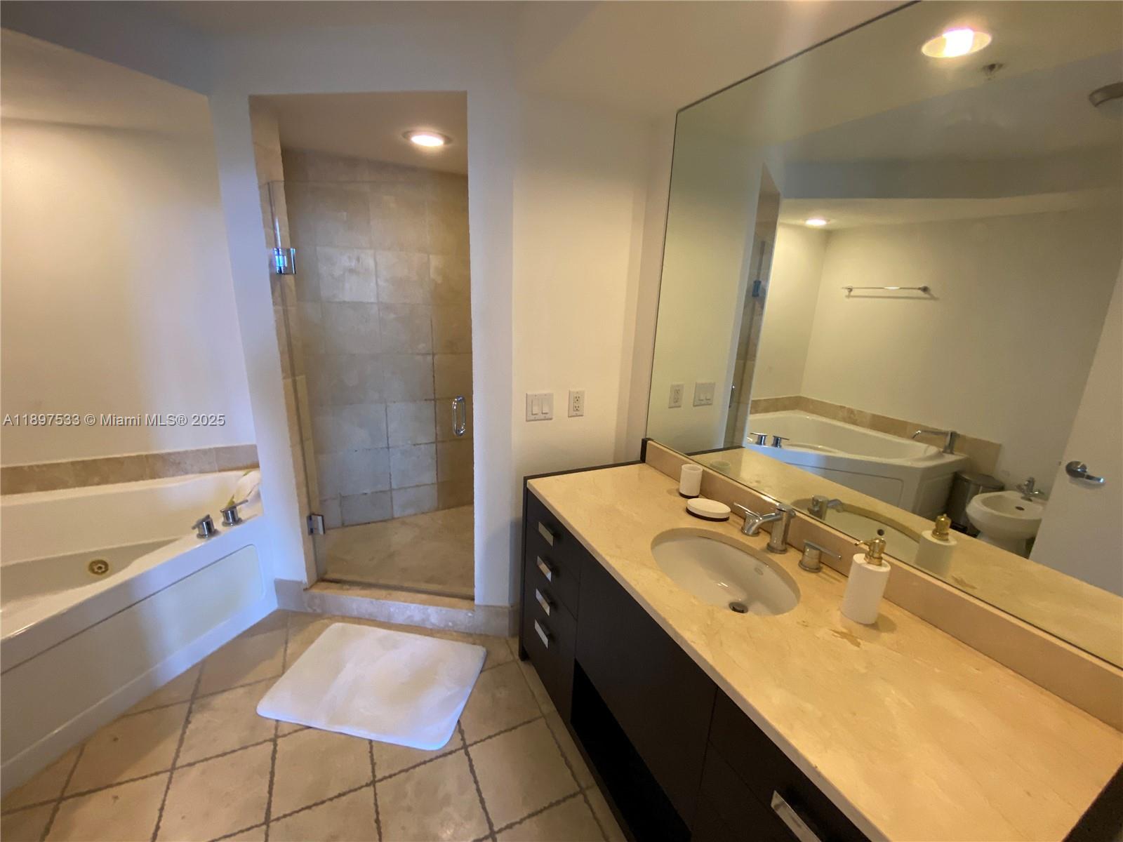 18201 Collins Ave #708 Sunny Isles Beach, FL 33160