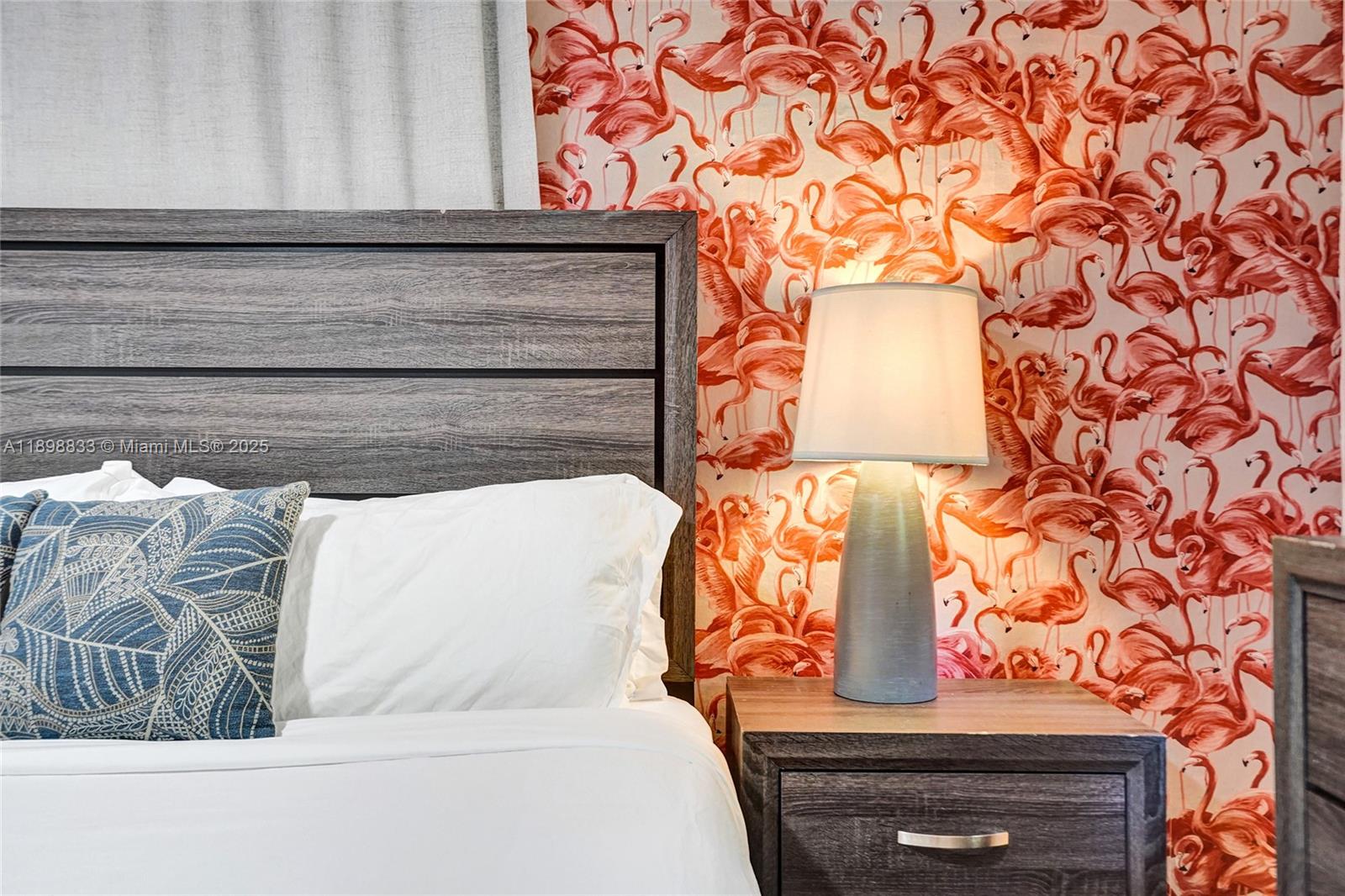 1124 NE 6th St Hallandale Beach, FL 33009