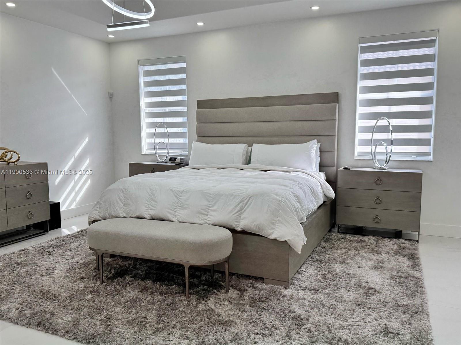 8521 NW 162nd St Miami Lakes, FL 33016