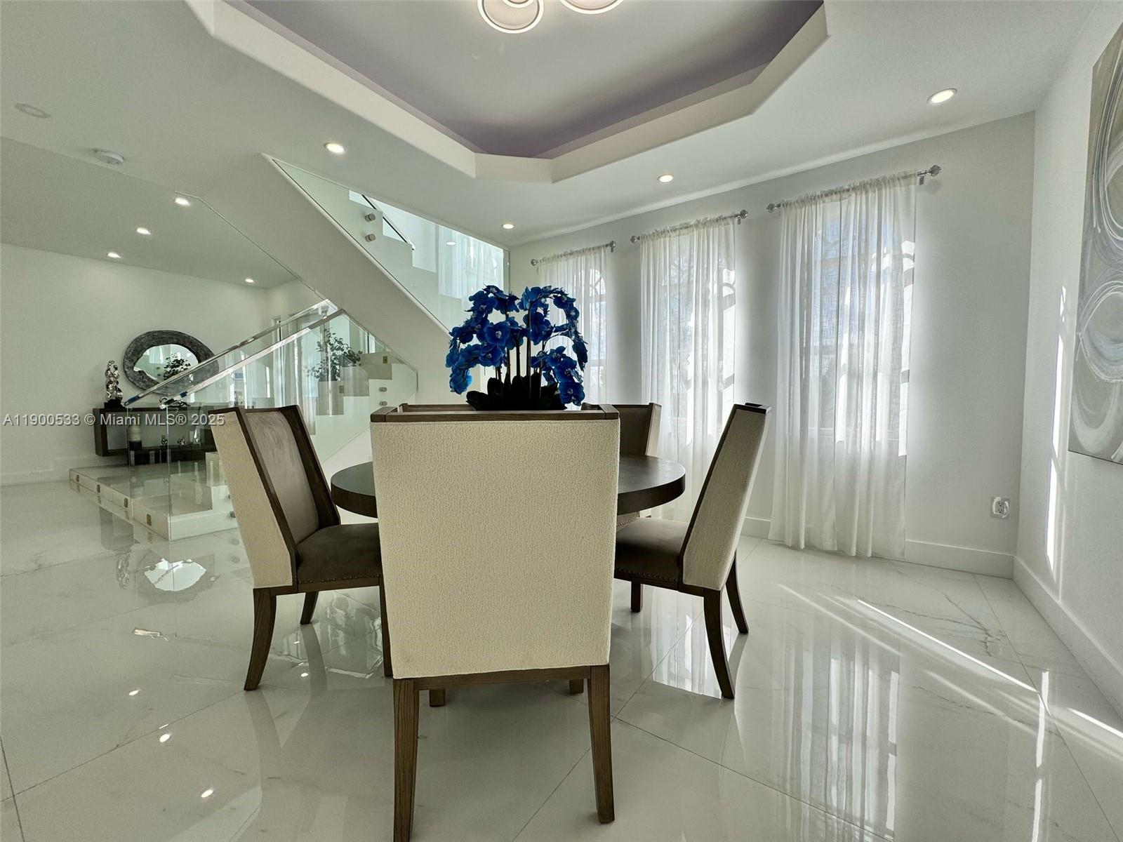 8521 NW 162nd St Miami Lakes, FL 33016