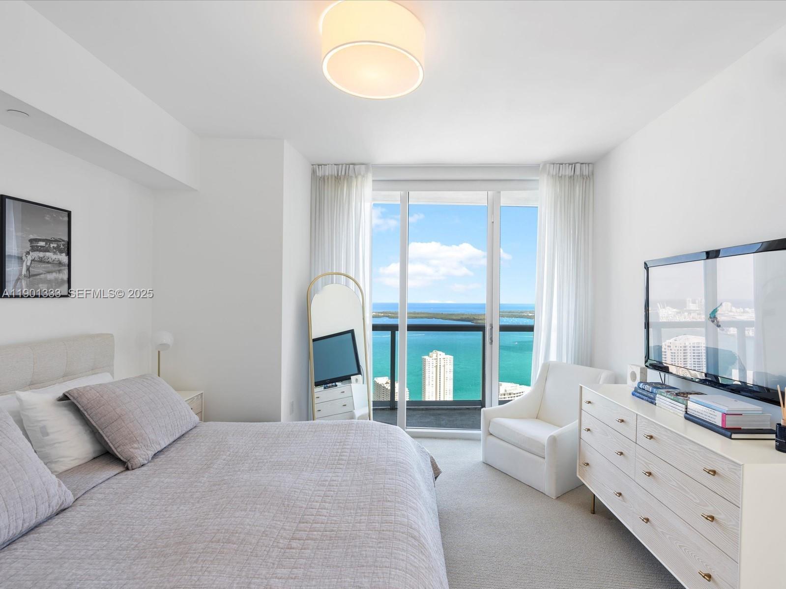 image Icon Brickell11