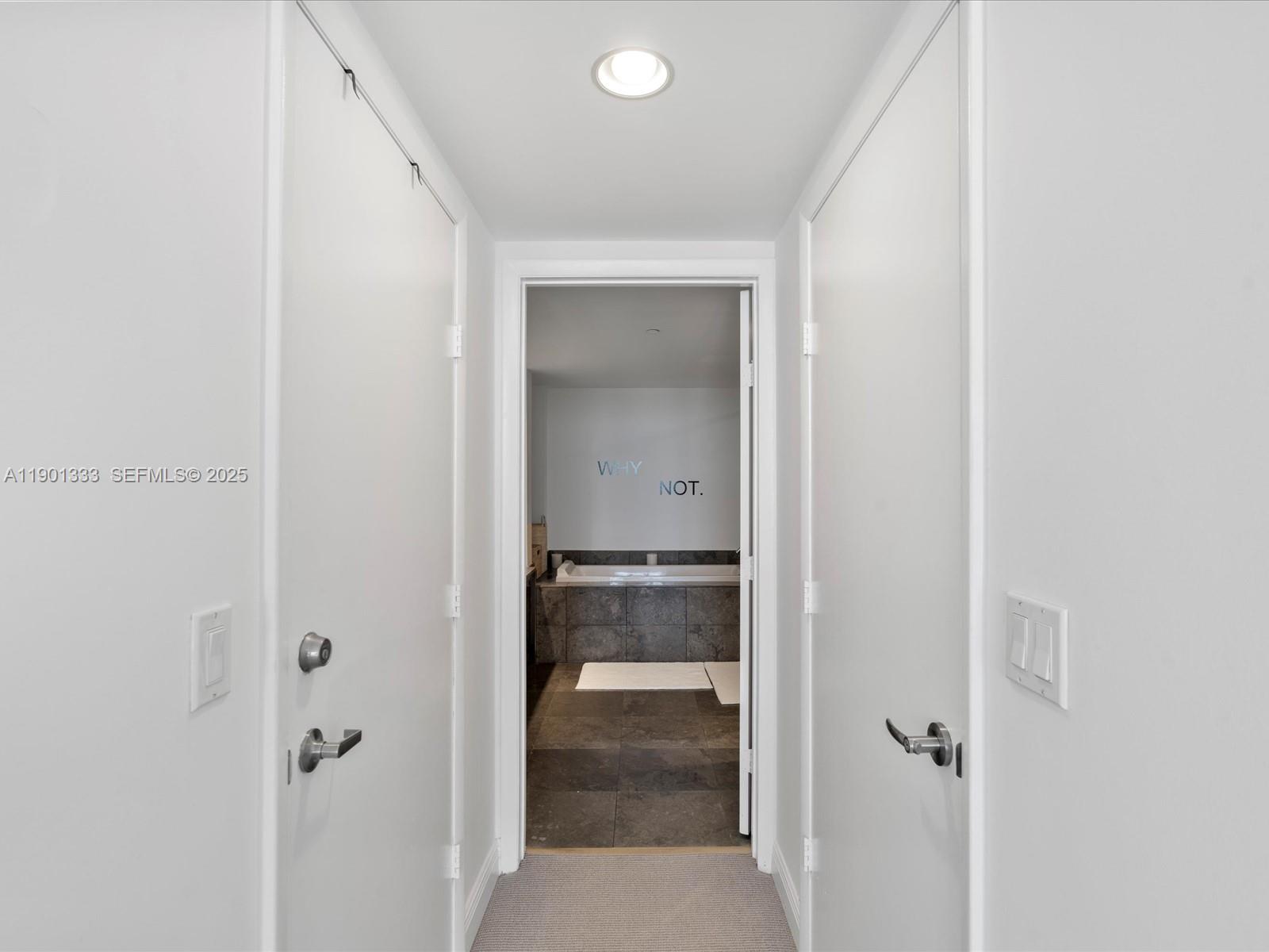 image Icon Brickell16