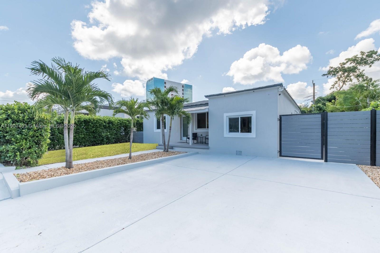 260 NE 46th St