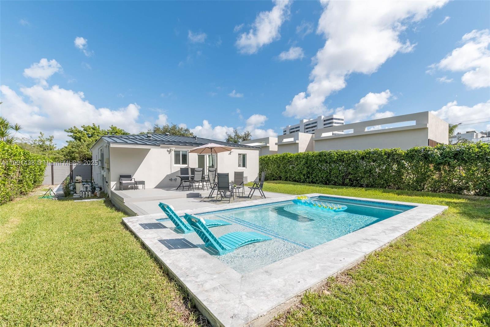 260 NE 46th St Miami, FL 33137