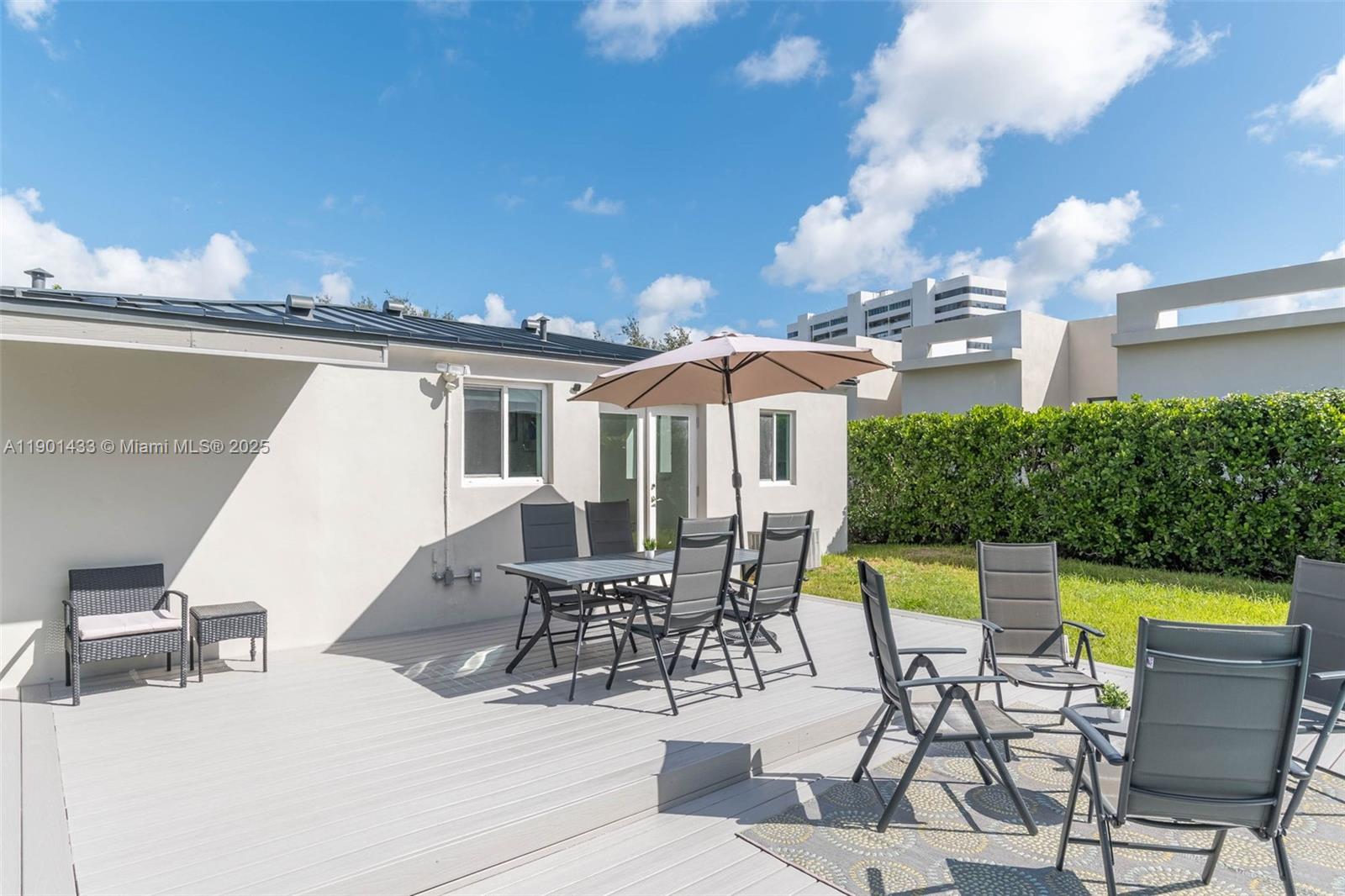 260 NE 46th St Miami, FL 33137