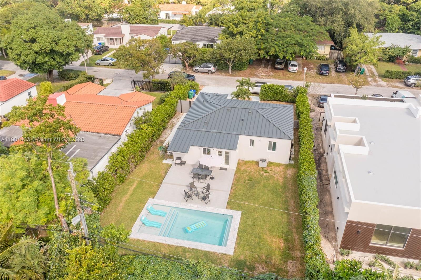 260 NE 46th St Miami, FL 33137