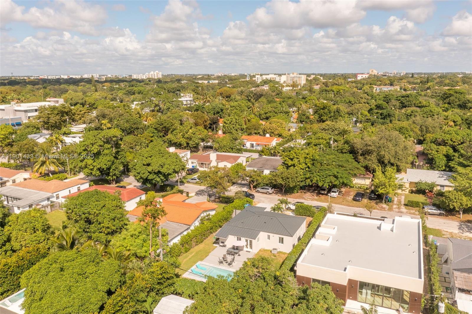 260 NE 46th St Miami, FL 33137