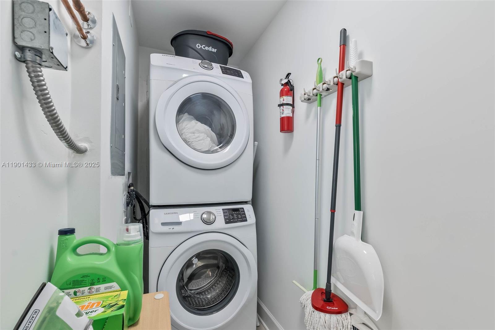 260 NE 46th St Miami, FL 33137