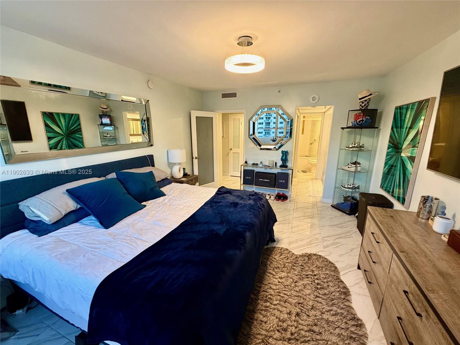 1500 Bay Rd #846S Miami Beach, FL 33139 1500 Bay Rd #846S Miami Beach, FL 33139