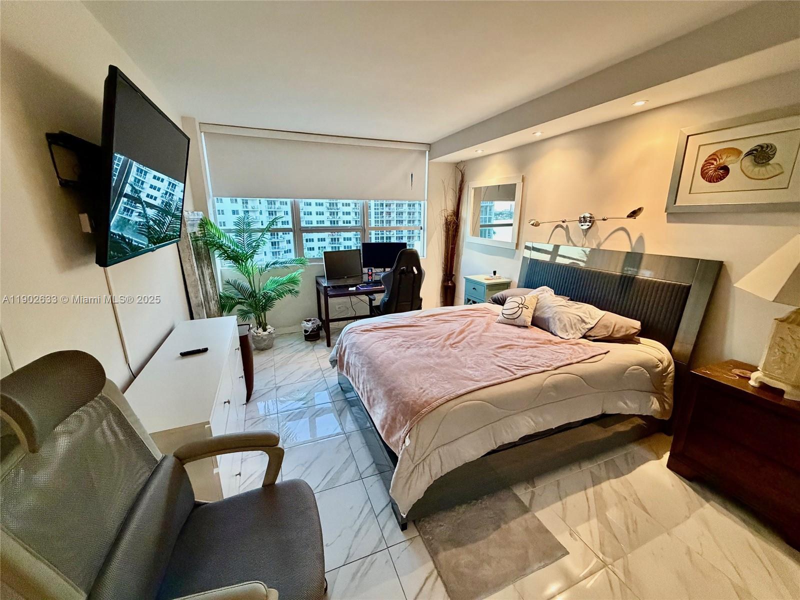 1500 Bay Rd #846S Miami Beach, FL 33139 1500 Bay Rd #846S Miami Beach, FL 33139