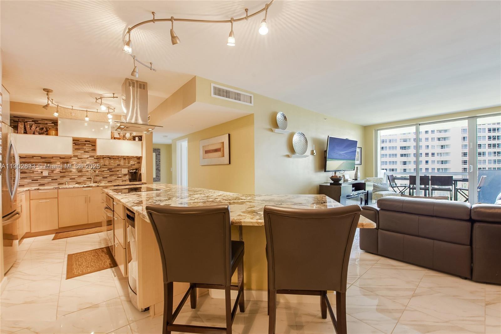 1500 Bay Rd #846S Miami Beach, FL 33139 1500 Bay Rd #846S Miami Beach, FL 33139