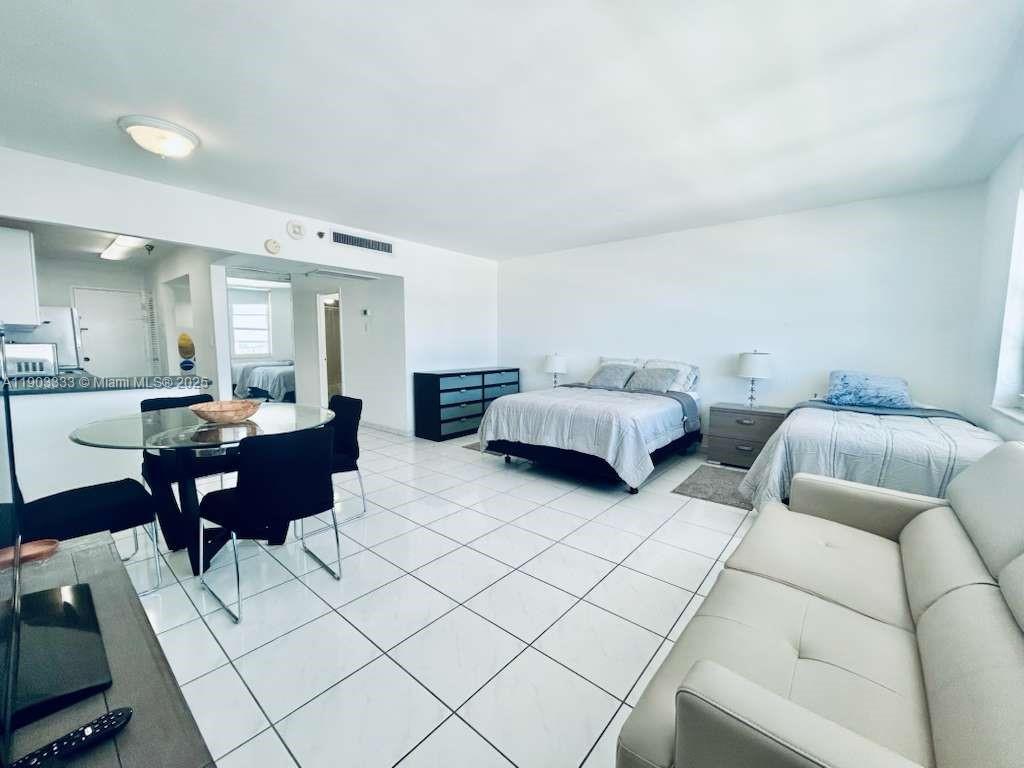 100 Lincoln Rd #1639