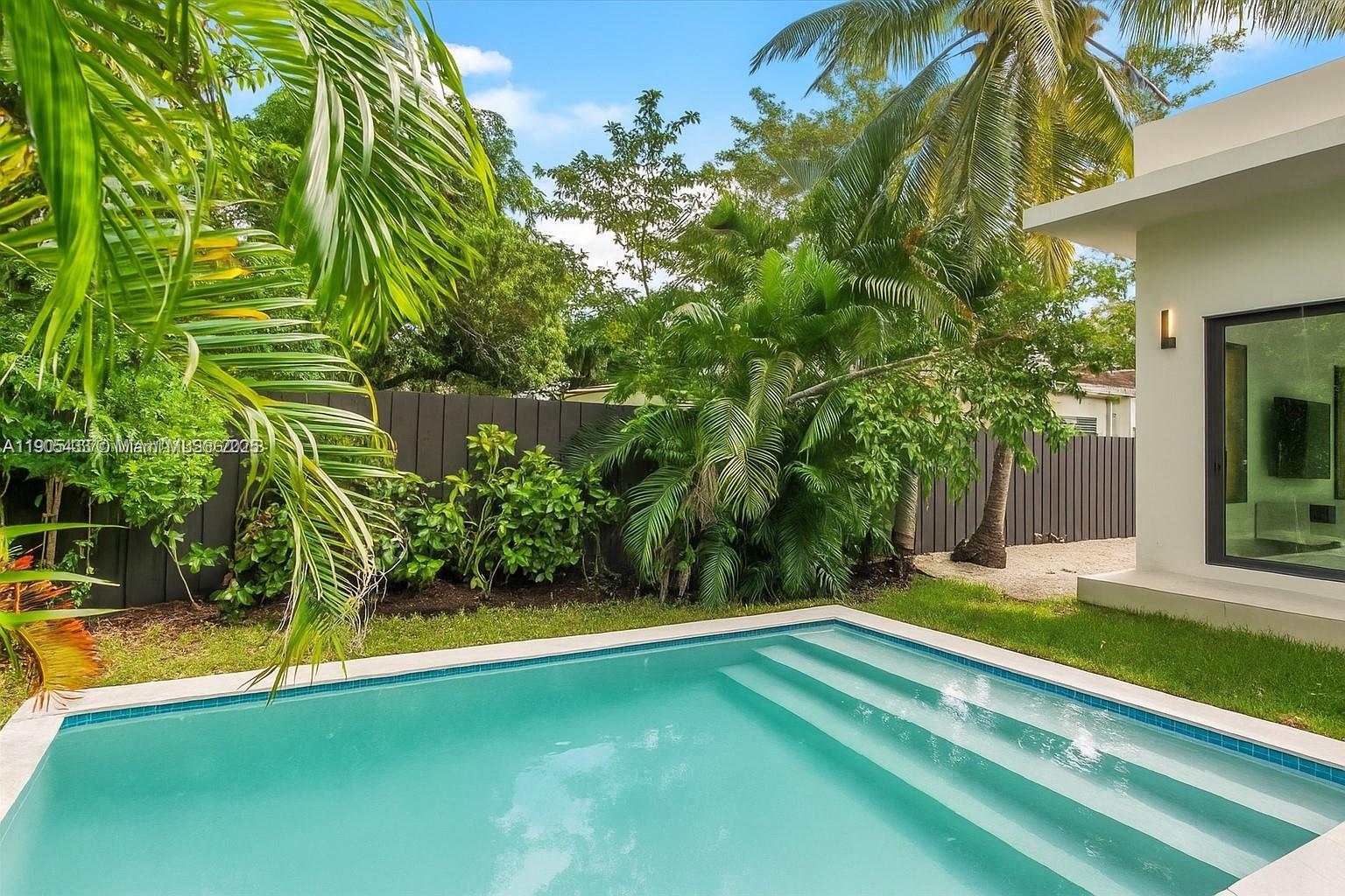 1259 SW 20th St Miami, FL 33145 1259 SW 20th St Miami, FL 33145