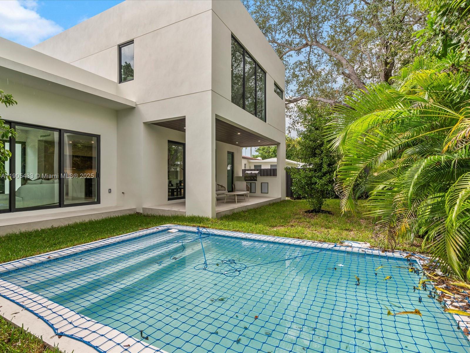 1259 SW 20th St Miami, FL 33145 1259 SW 20th St Miami, FL 33145