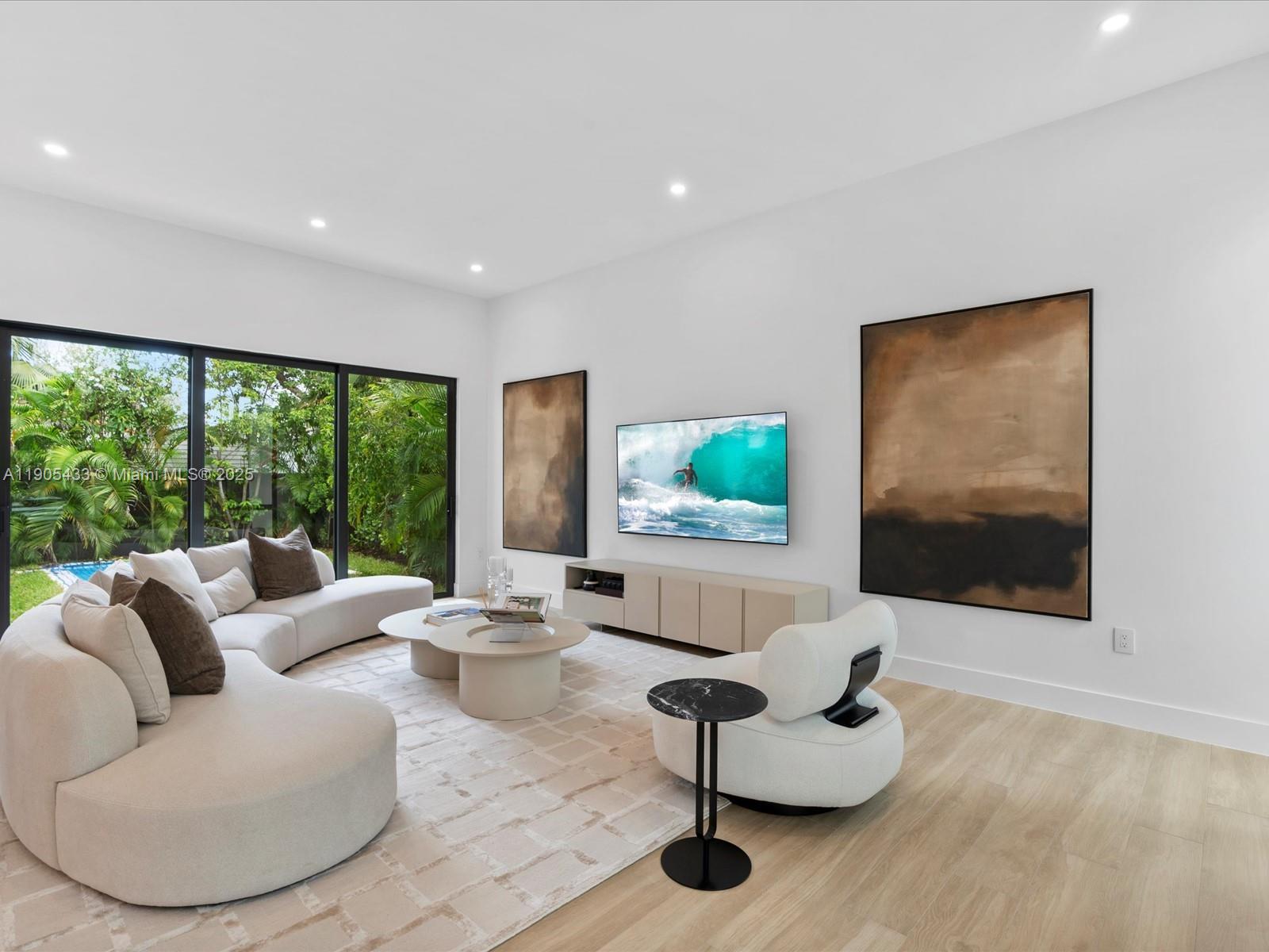 1259 SW 20th St Miami, FL 33145 1259 SW 20th St Miami, FL 33145