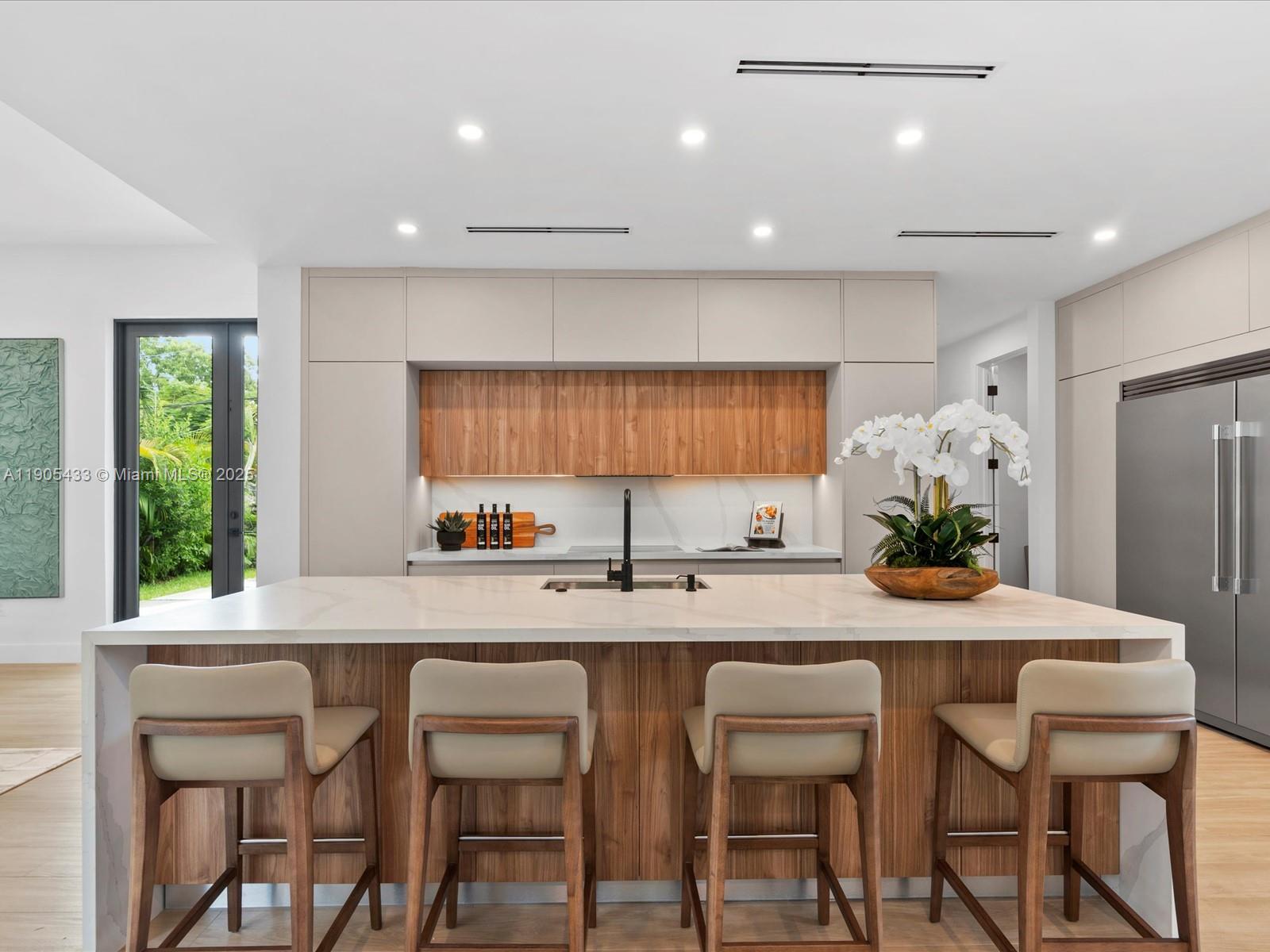 1259 SW 20th St Miami, FL 33145 1259 SW 20th St Miami, FL 33145