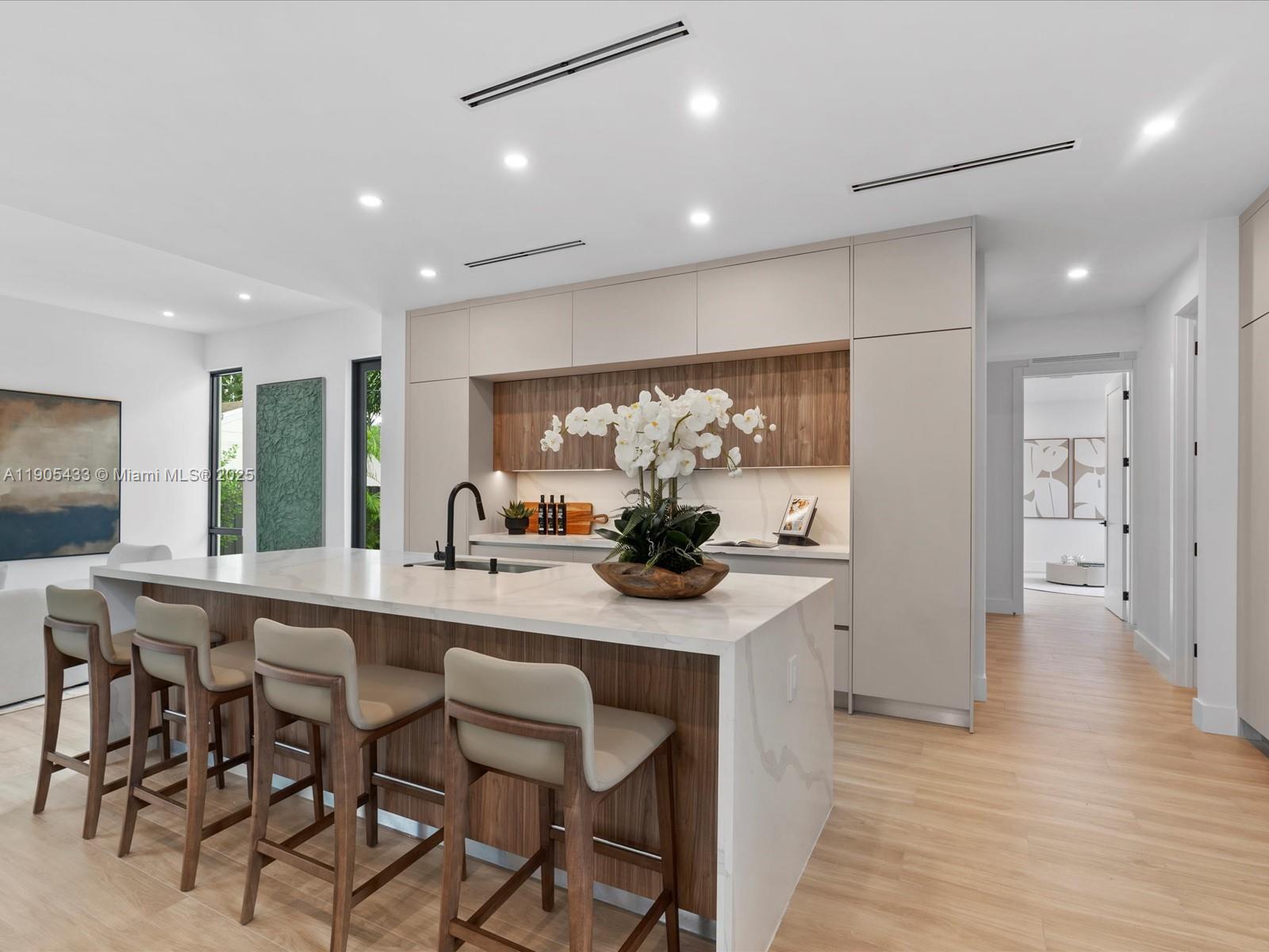 1259 SW 20th St Miami, FL 33145 1259 SW 20th St Miami, FL 33145