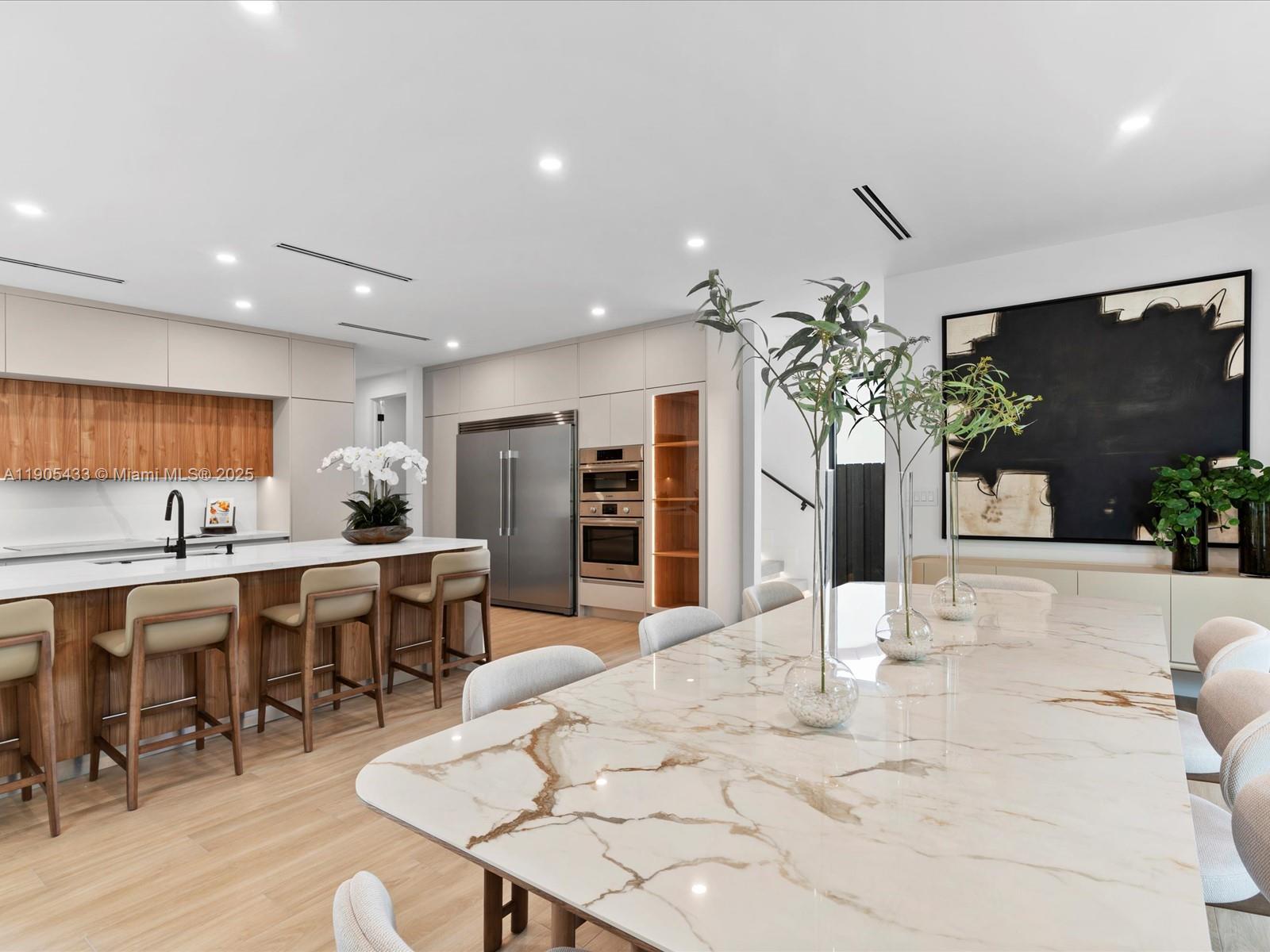 1259 SW 20th St Miami, FL 33145 1259 SW 20th St Miami, FL 33145