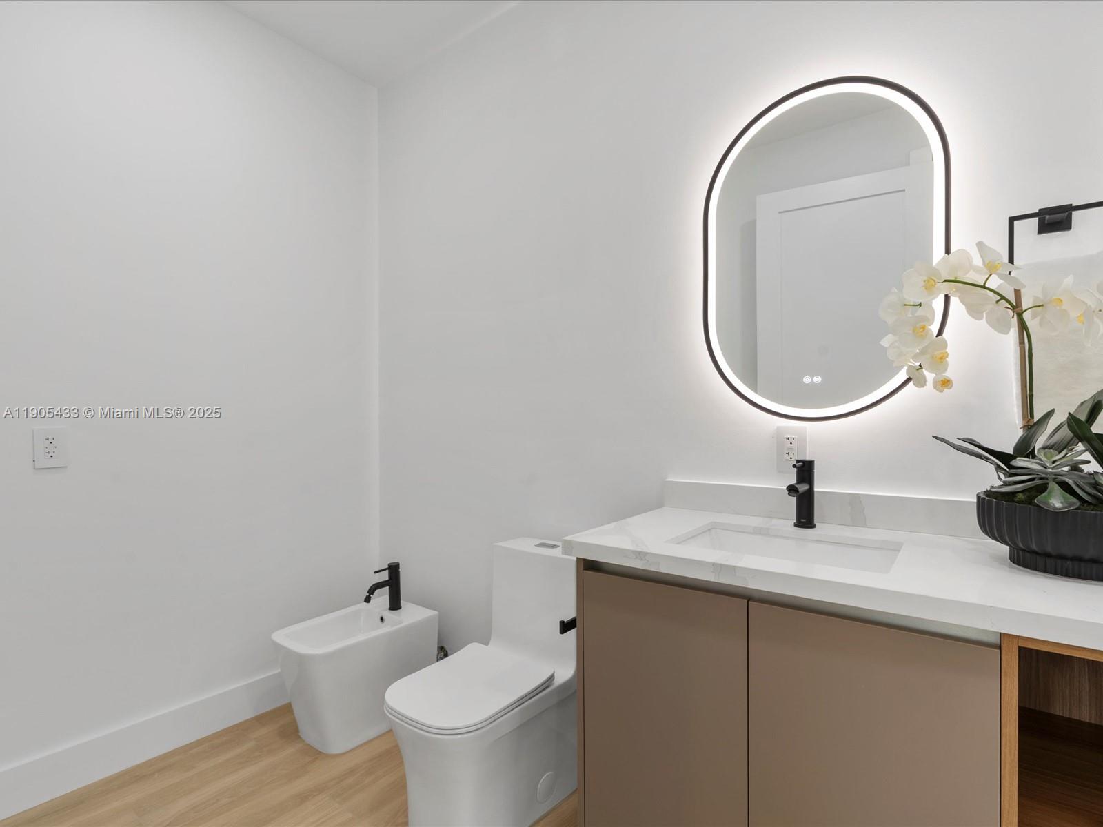 1259 SW 20th St Miami, FL 33145 1259 SW 20th St Miami, FL 33145