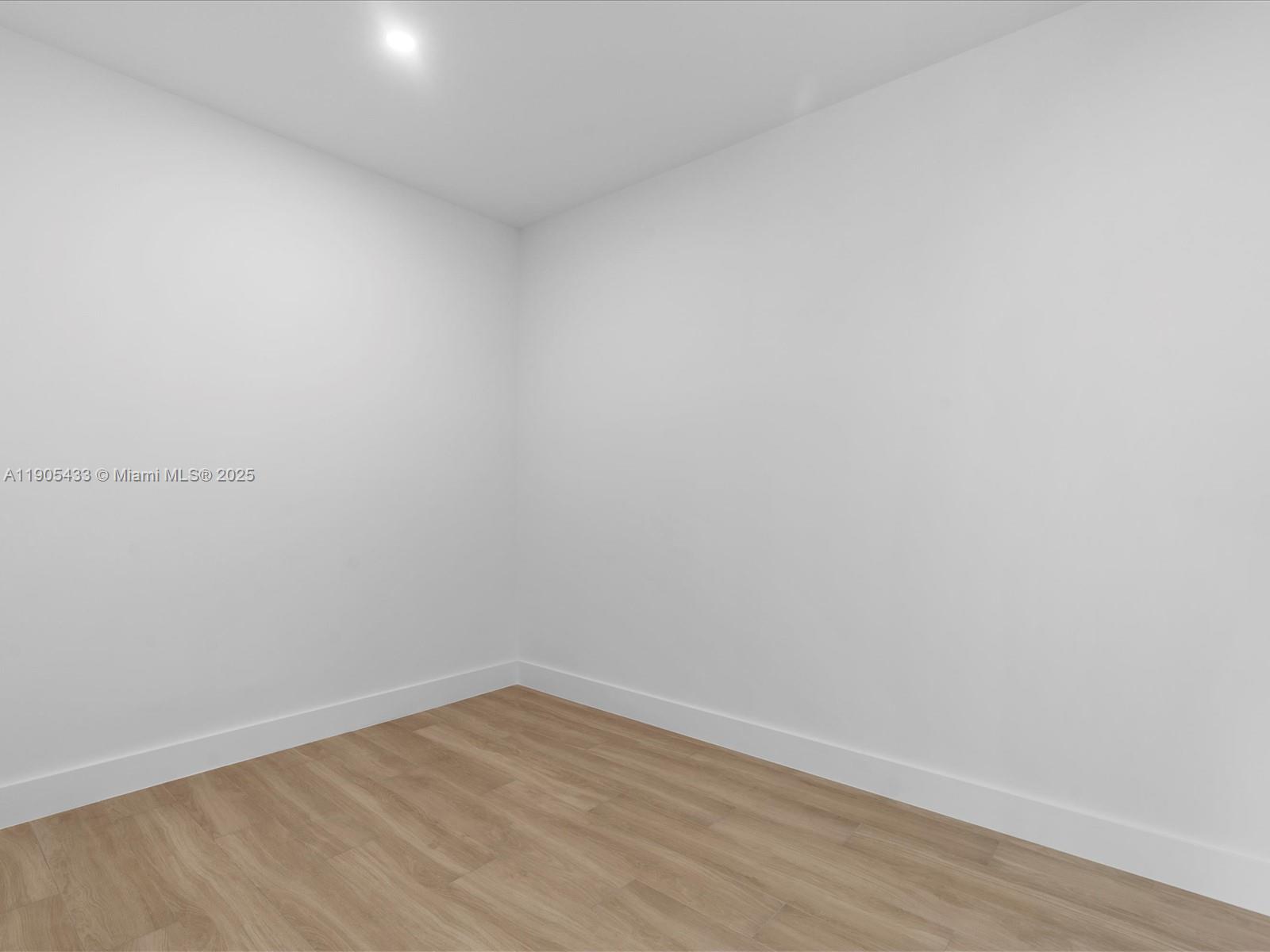 1259 SW 20th St Miami, FL 33145 1259 SW 20th St Miami, FL 33145