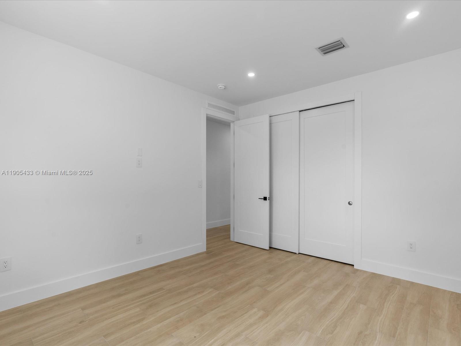 1259 SW 20th St Miami, FL 33145 1259 SW 20th St Miami, FL 33145