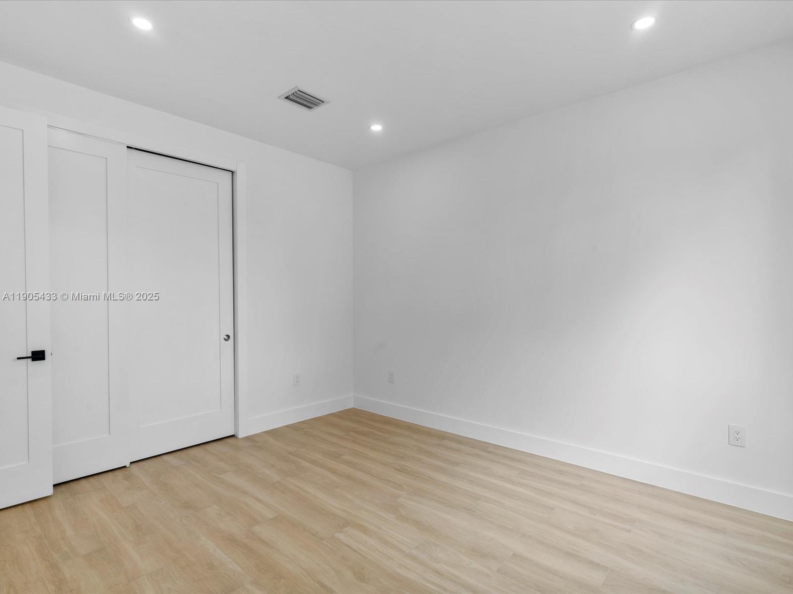 1259 SW 20th St Miami, FL 33145 1259 SW 20th St Miami, FL 33145