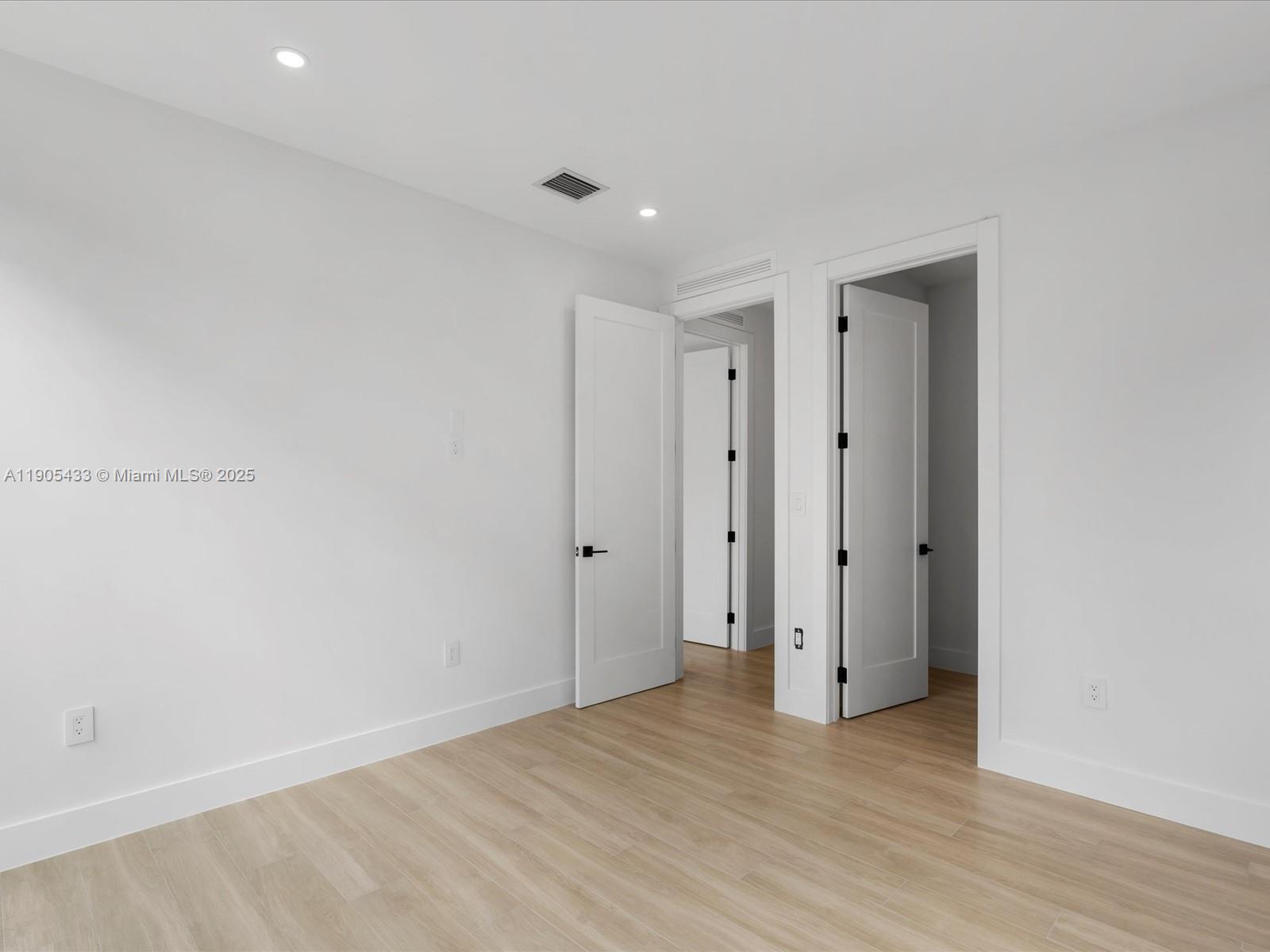 1259 SW 20th St Miami, FL 33145 1259 SW 20th St Miami, FL 33145