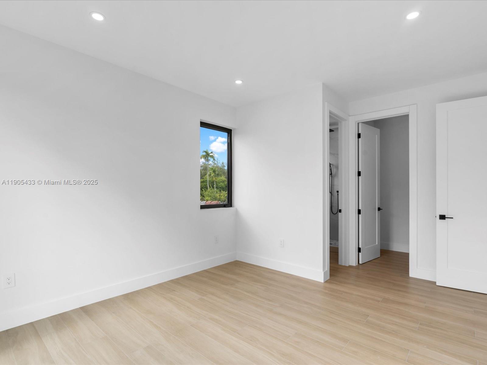 1259 SW 20th St Miami, FL 33145 1259 SW 20th St Miami, FL 33145